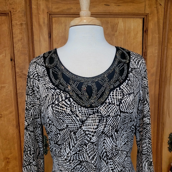 Roz & Ali Scoop Neck Tunic Top. Women's. Size M - Picture 2 of 7